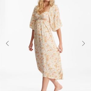 NWT Billabong Swept Away Midi Dress